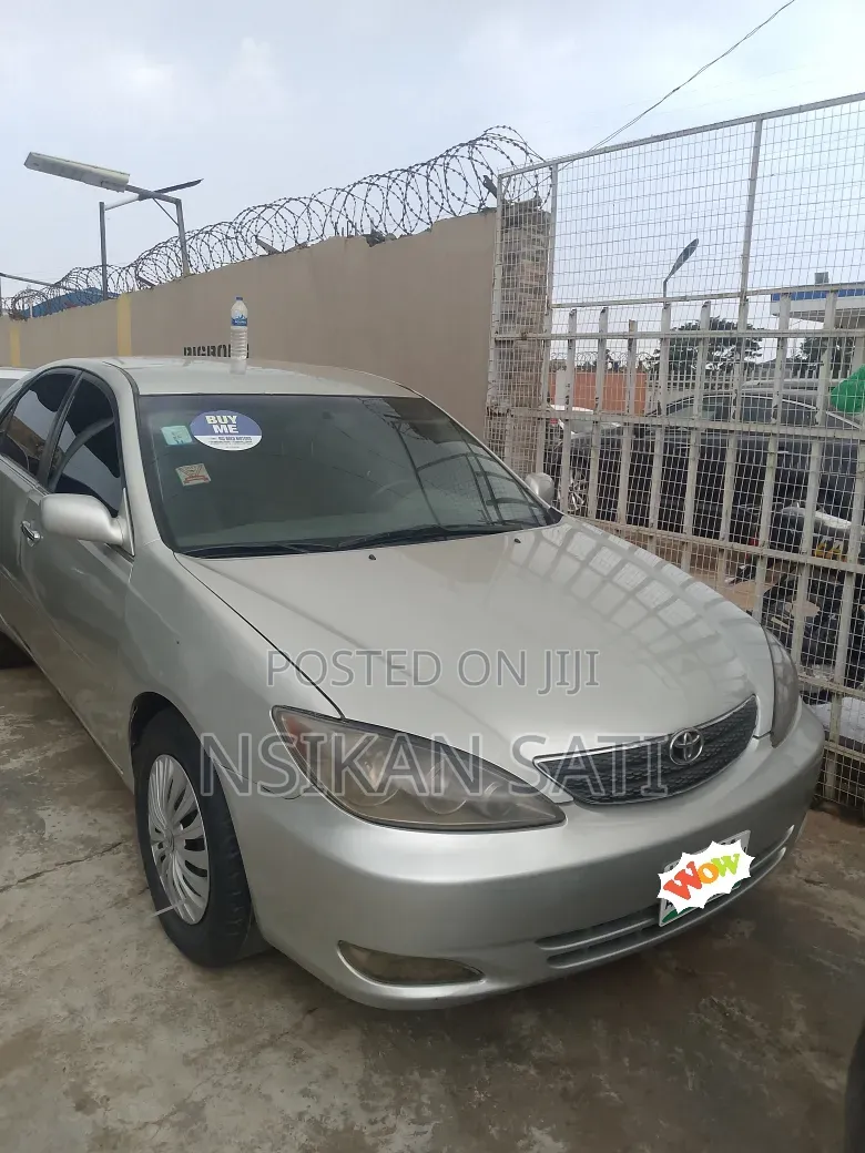 Toyota Camry 2005 Silver