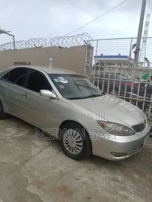 Toyota Camry 2005 Silver