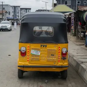 TVS King Deluxe Plus iTouch Start 2025 Yellow