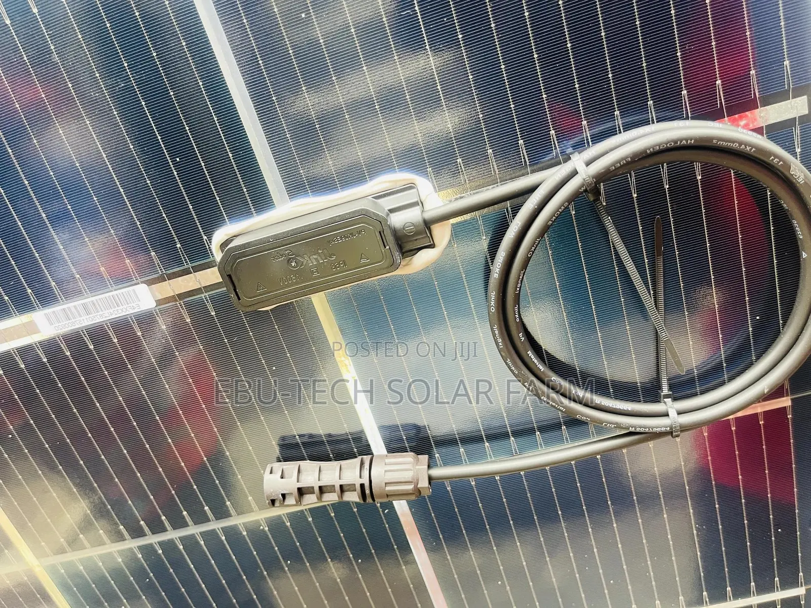 Original 620w Jinko Monoficial Panel