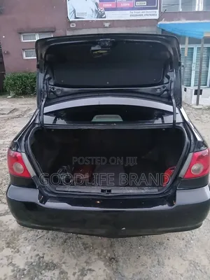 Toyota Corolla 1.6 VVT-i Luna Limousine 2006 Matt Black