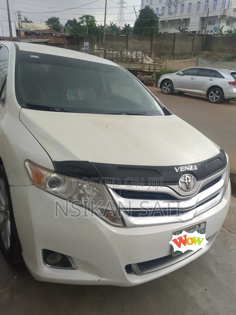 Toyota Venza 2013 White