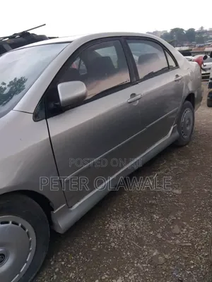 Toyota Corolla 2004 Silver