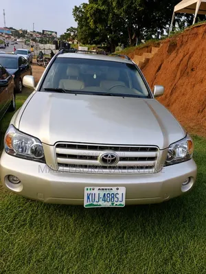 Toyota Highlander 2006 Gold