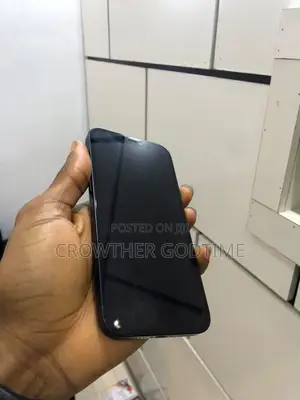 Apple iPhone 12 64 GB Black