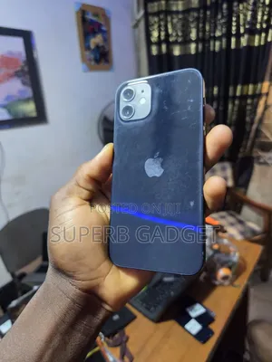 Apple iPhone 12 64 GB Black