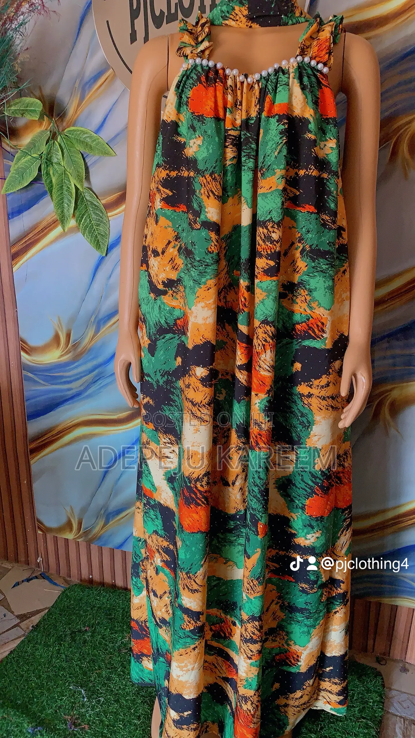 Stoningcrepe Bubu Gown