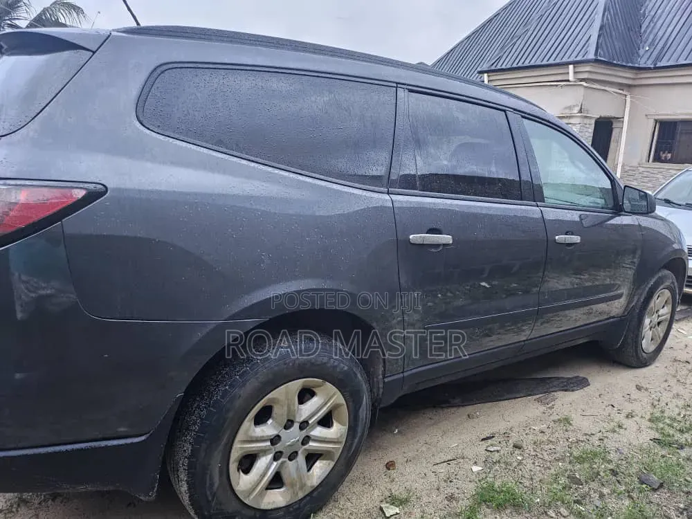 Chevrolet Traverse 2013 Black
