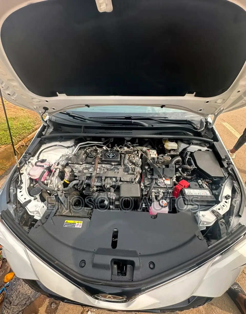 Toyota Corolla 2025 White
