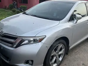 Toyota Venza 2014 Silver