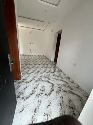 2bdrm Apartment in Bake Ville, Badore for rent