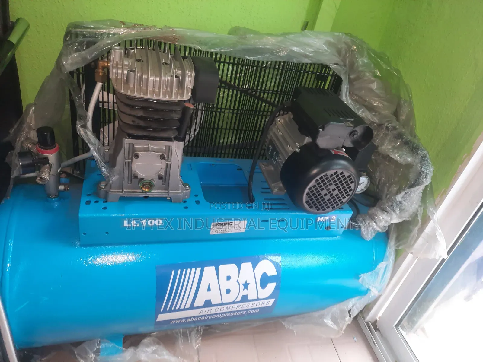 Original Piston Air Compressor ABAC 8bar 3hp