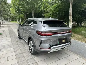BYD Song Plus DM-i 2025 Gray