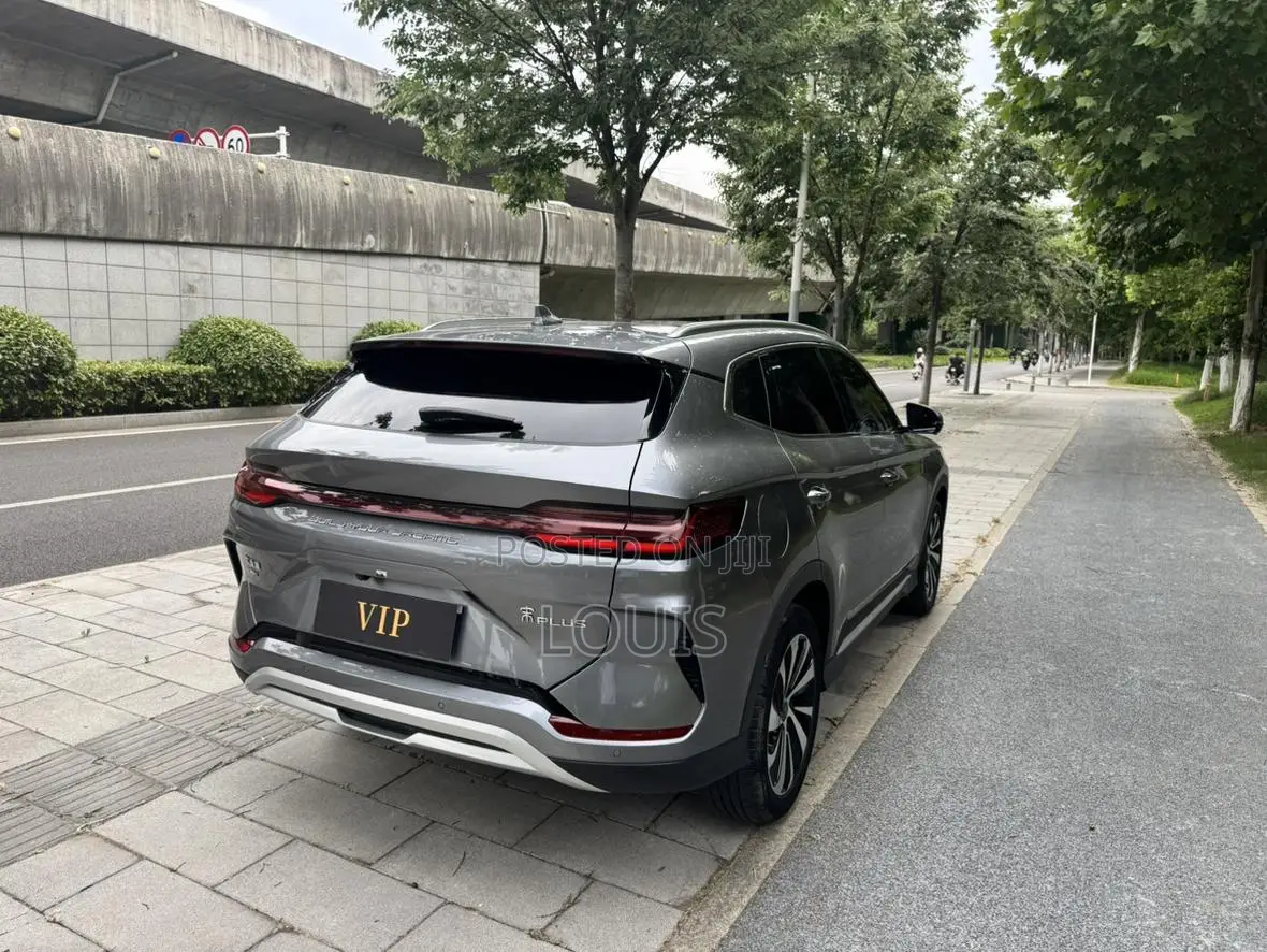 BYD Song Plus DM-i 2025 Gray