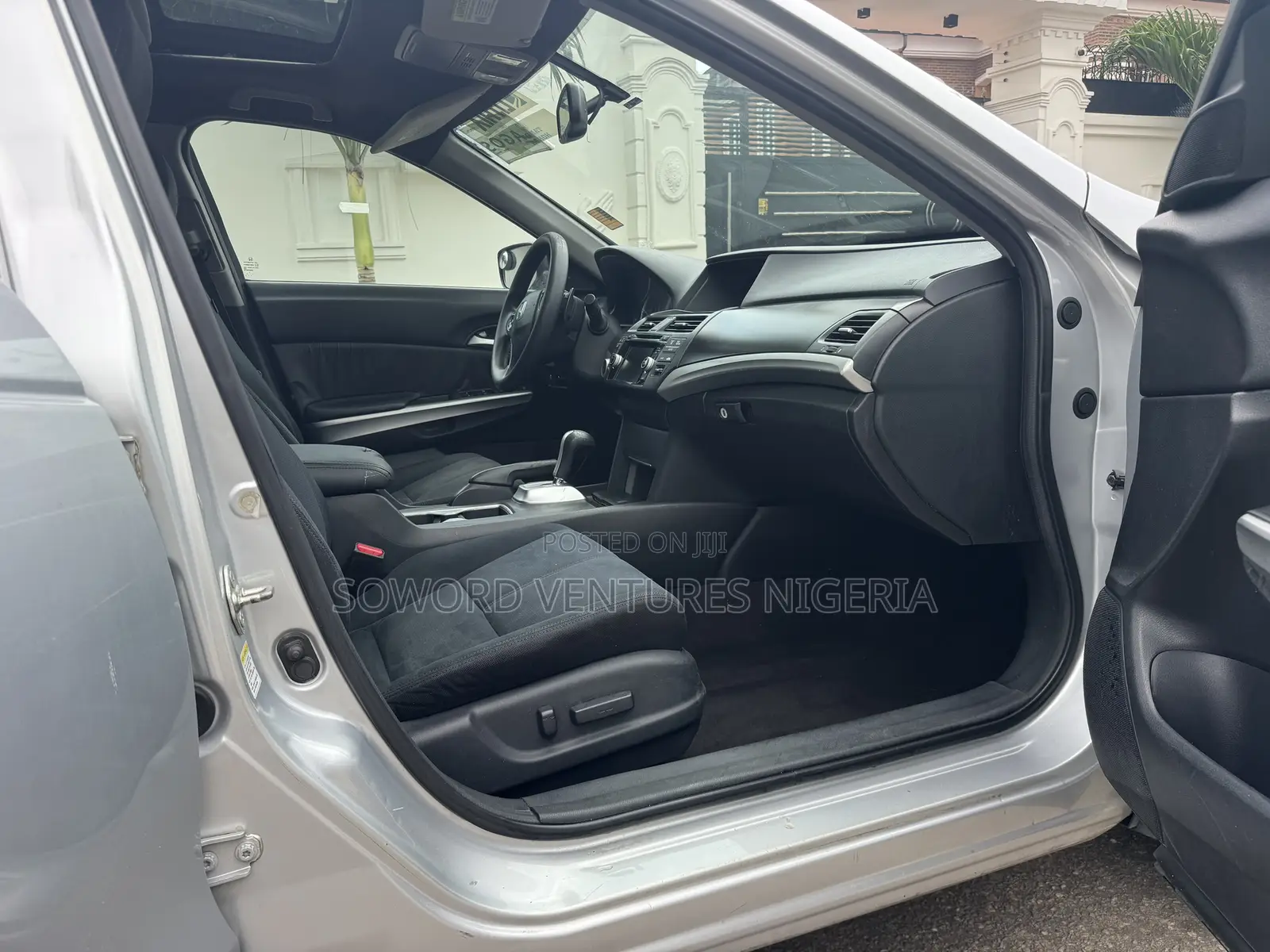 Honda Crosstour 2013 Silver