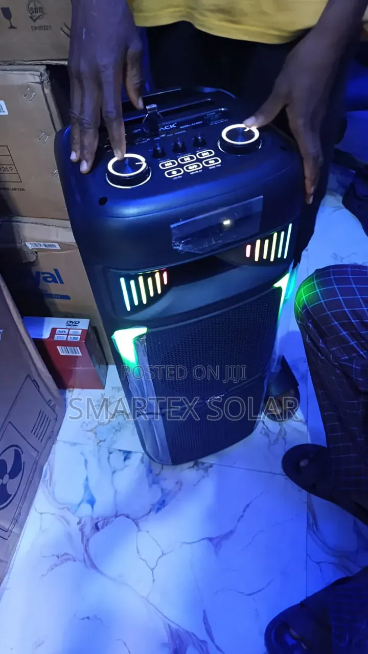 Djack Wireless Bluetooth Speaker With Remote Control and Microphone