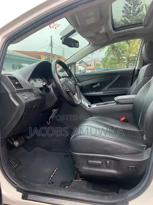 Toyota Venza 2014 White