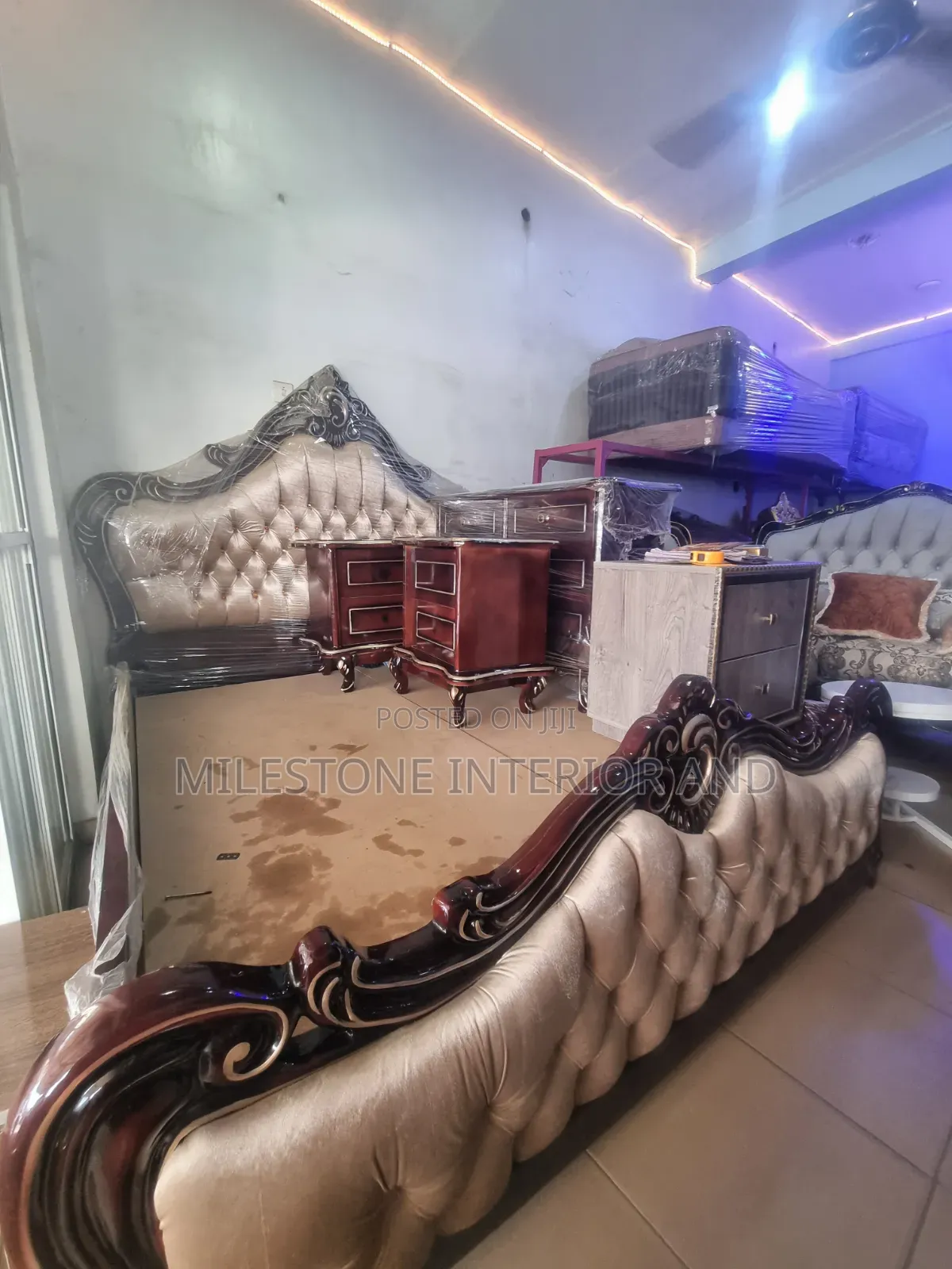 Complete Set of Royal Bed