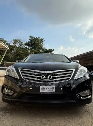 Hyundai Grandeur 2012 Black