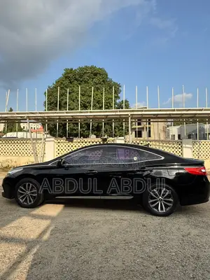 Hyundai Grandeur 2012 Black