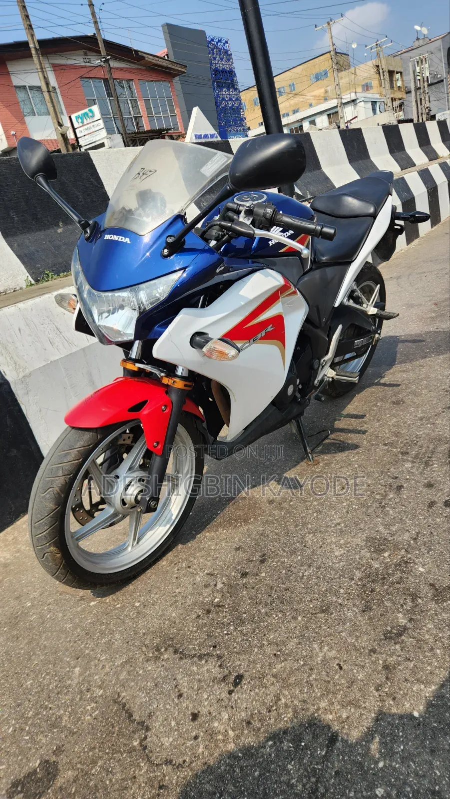Honda CBR 2013 Blue