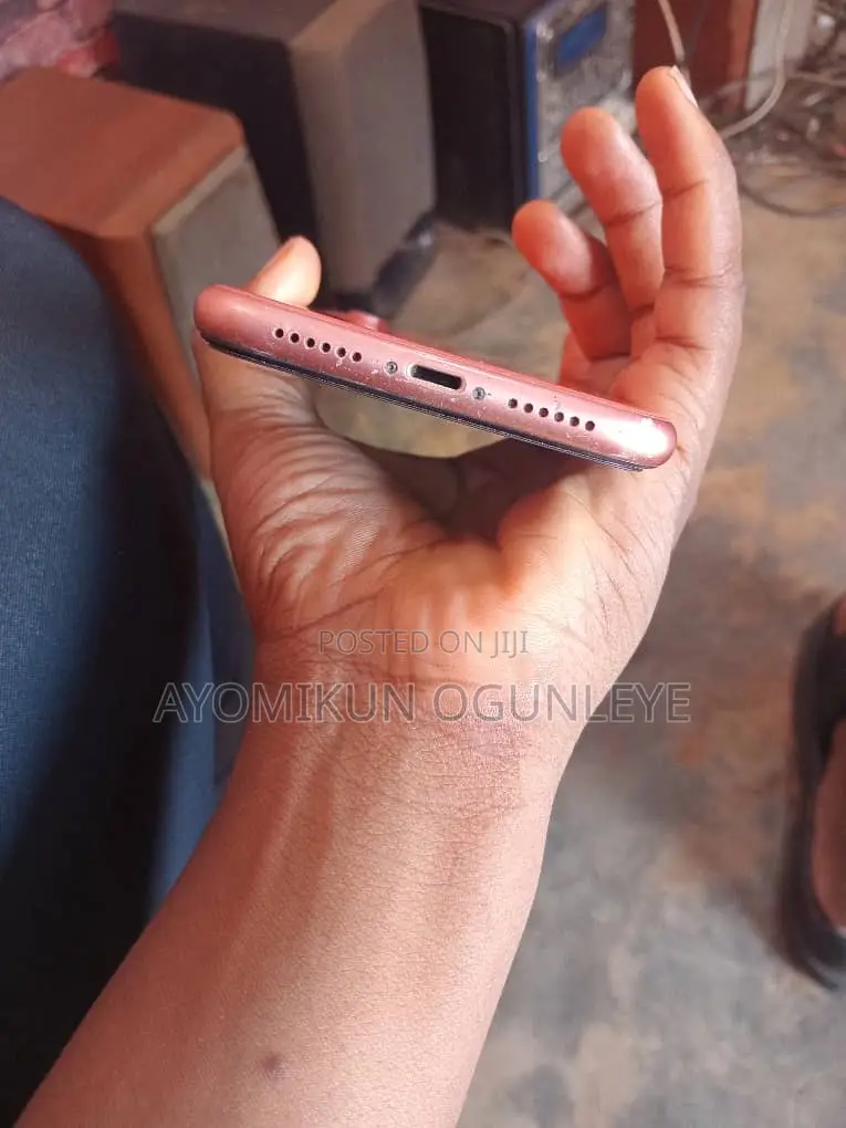 Apple iPhone XR 64 GB Pink