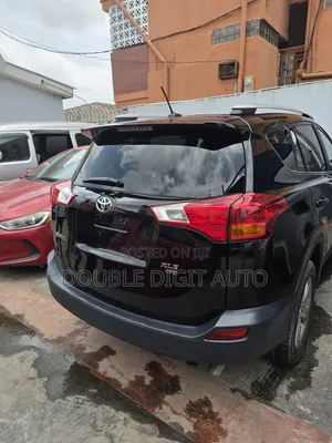 Toyota RAV4 XLE 4dr SUV (2.5L 4cyl 6A) 2015 Black