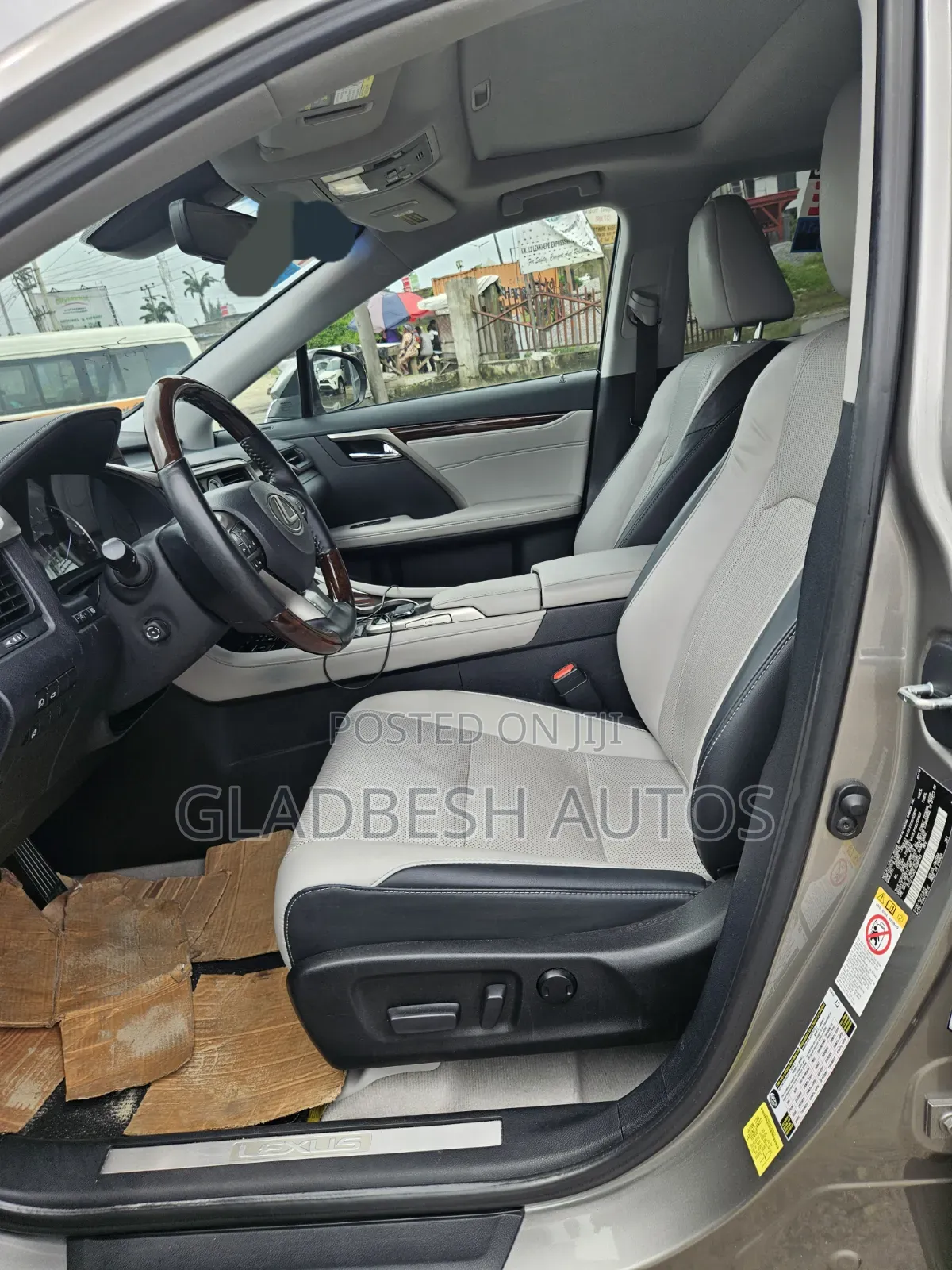 Lexus RX 2018 Gold