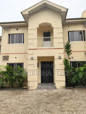3bdrm Townhouse / Terrace in Jabi Main for rent