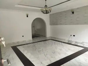 3bdrm Townhouse / Terrace in Jabi Main for rent