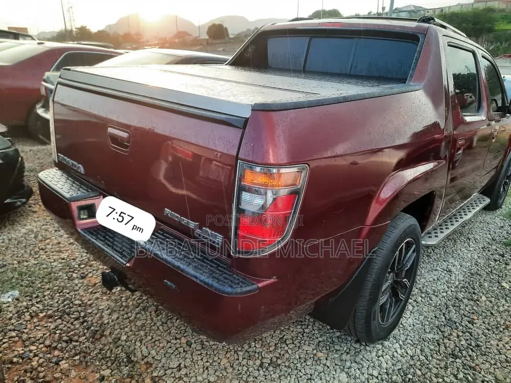 Honda Ridgeline 2007 Maroon