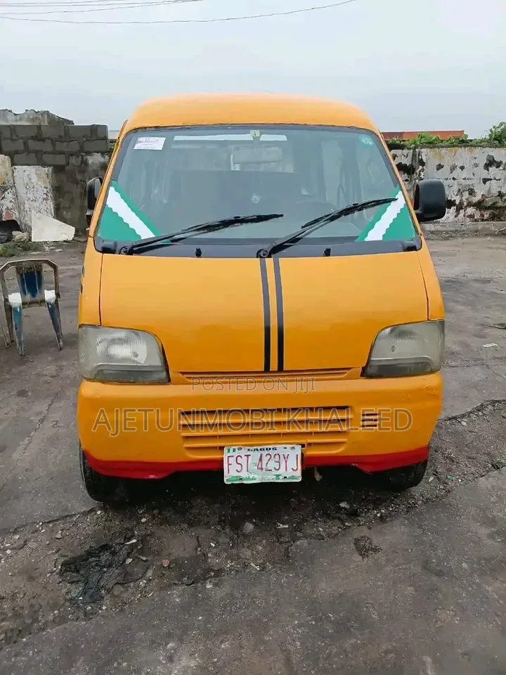 Suzuki Every 2010 Yellow