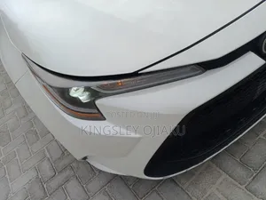 Toyota Corolla 2021 White