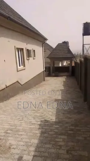 3bdrm Bungalow in Gwarimpa Estate, Life Camp for sale