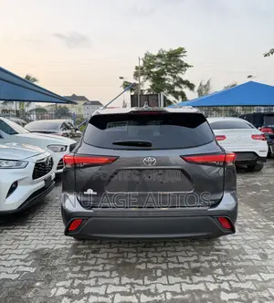 Toyota Highlander XLE AWD 2020 Gray