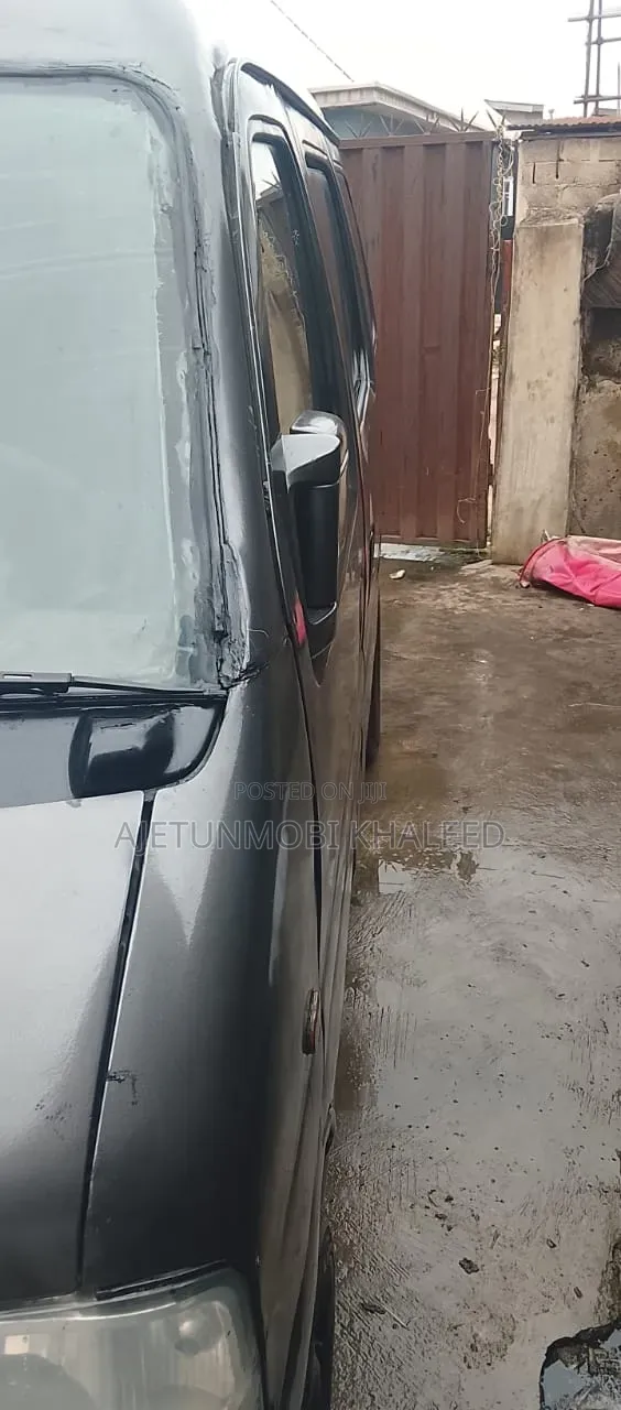 Suzuki APV Minibus 2010 Grey