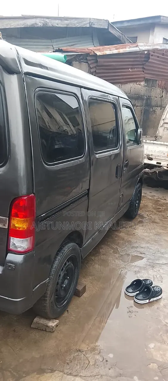 Suzuki APV Minibus 2010 Grey