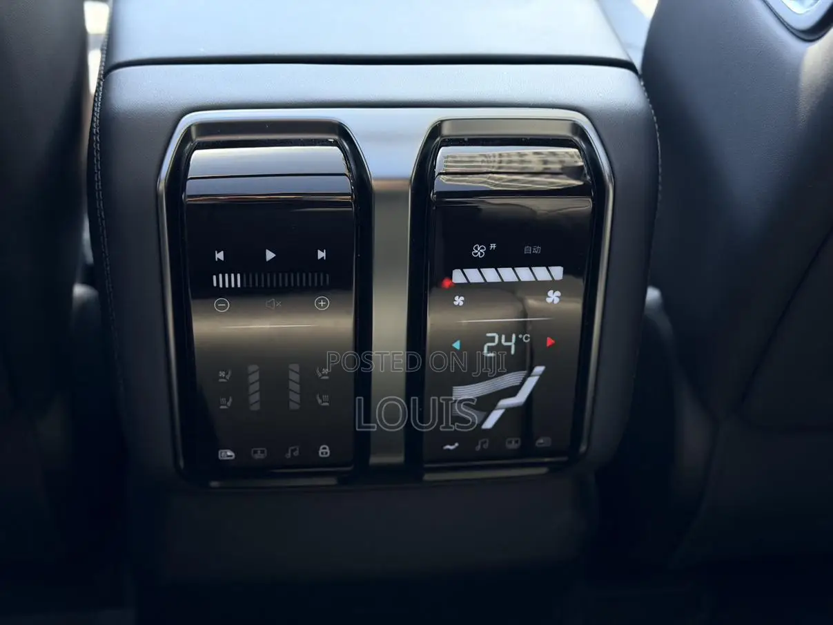 BYD Leopard 8 2.0 Hybrid AWD 2025 Black