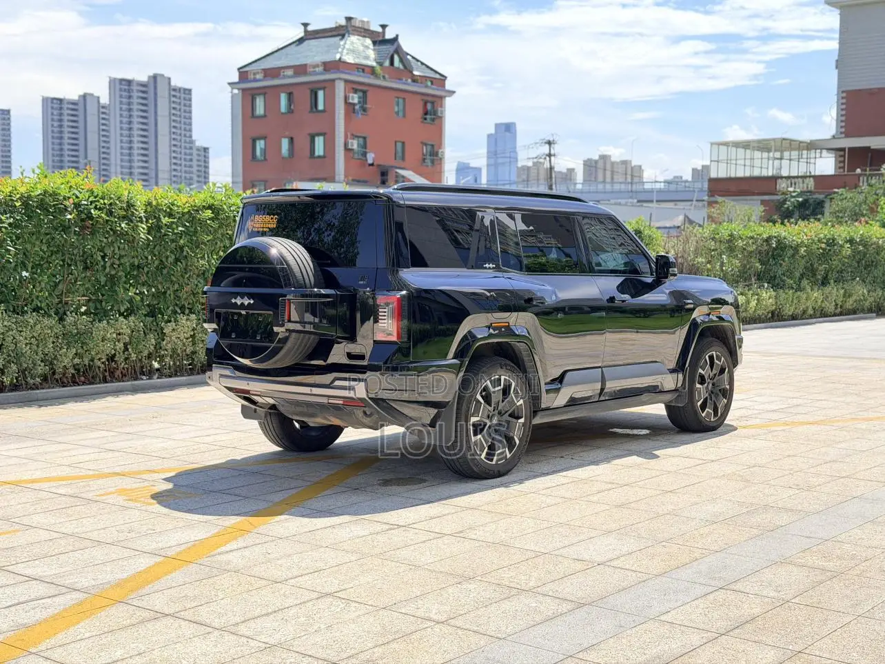 BYD Leopard 8 2.0 Hybrid AWD 2025 Black