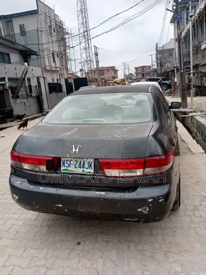 Honda Accord 2005 Gray