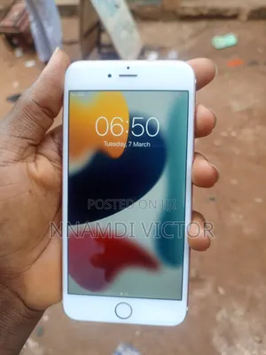 Apple iPhone 6s Plus 32 GB Gold