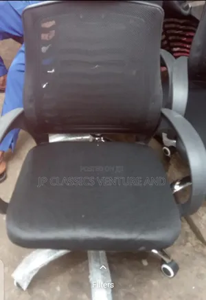 A Brand New Strong Office Chair Is Available and Affordable