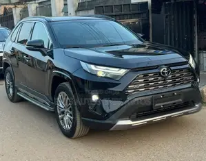Toyota RAV4 Limited 2025 Black