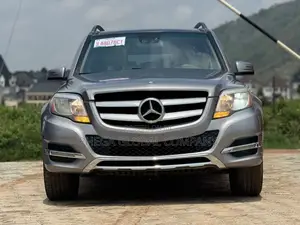 Mercedes-Benz GLK-Class 350 SUV 2013 Gray