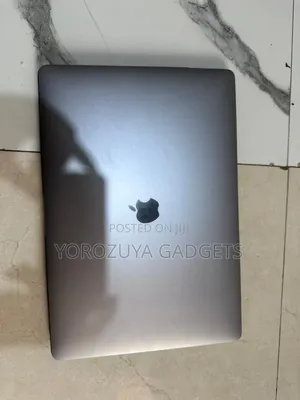 Laptop Apple MacBook Pro 2019 64GB Intel Core i9 SSD 1T