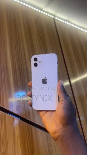Apple iPhone 12 64 GB White