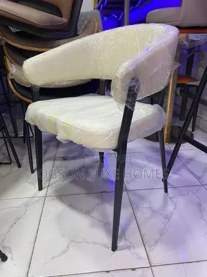 Luxury Standard Dining Chair