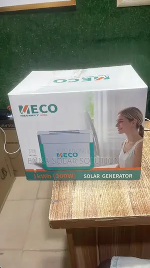 MECO 300w , 1kwh Solar Generator