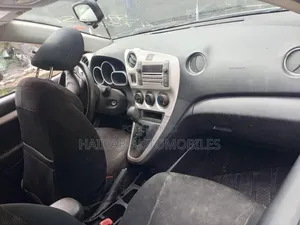 Pontiac Vibe 2009 Silver