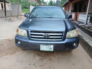 Toyota Highlander 2005 Blue